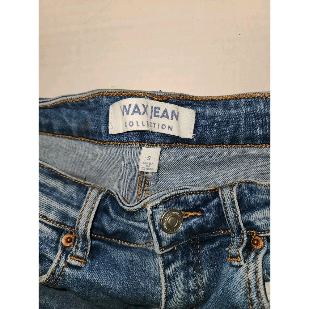 WAX JEAN  Women's Blue Denim Cut Off Shorts High Rise Distressed, Small
